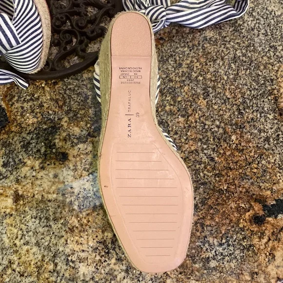 Zara espadrilles wedges with ankle tie shoes. - Picture 3 of 7
